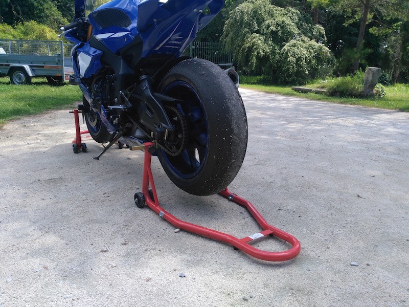 Béquille, Lève Moto Arrière Pour Toutes Motos. Paddock, Circuit, Garage