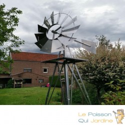 Éolienne Décorative En Métal Pour Jardin. Style éolienne Américaine.