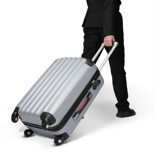 Valise Rigide Solide Argentée 62 litres. Qualité et facilté pour le voyage